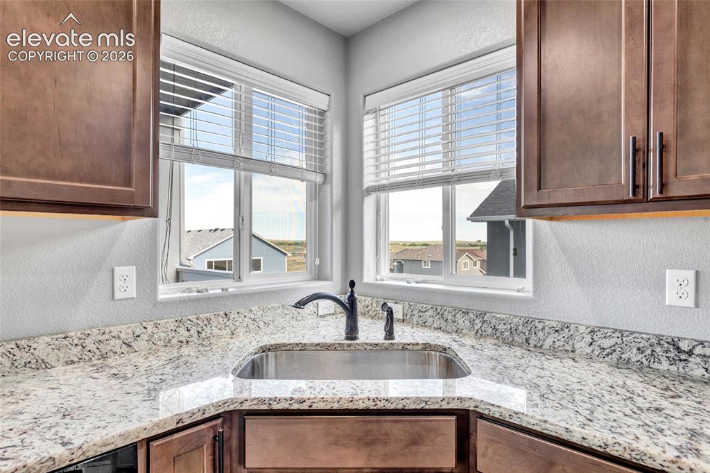 7585 Bonterra Lane Colorado Springs CO 80925