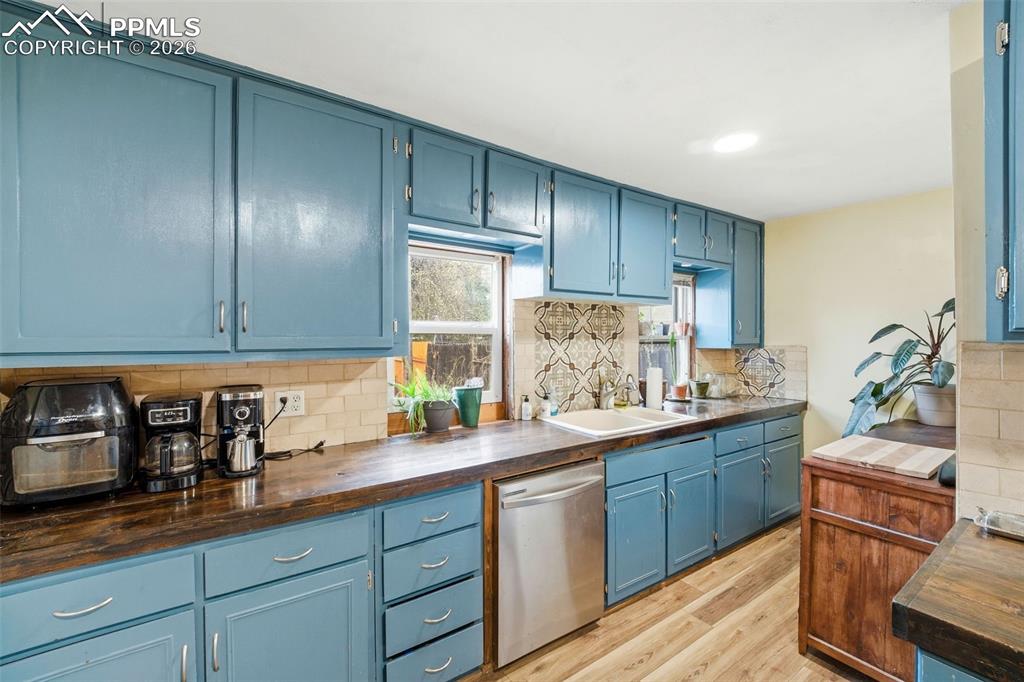 523 W Pikes Peak Avenue Colorado Springs CO 80905