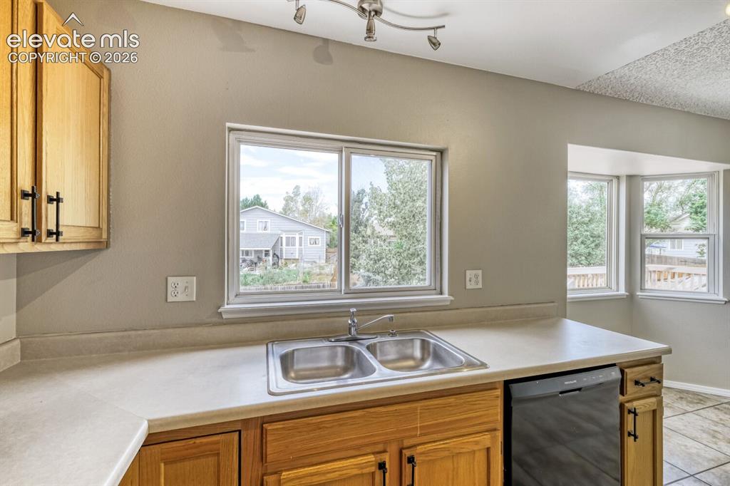 6620 Oakwood Boulevard Colorado Springs CO 80923
