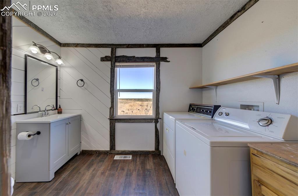 10573 County Road 165 Matheson CO 80830