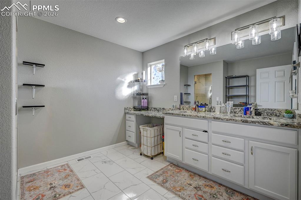 40 E Lyons Drive Pueblo CO 81007