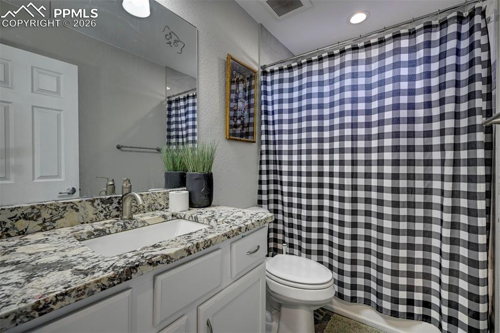 40 E Lyons Drive Pueblo CO 81007