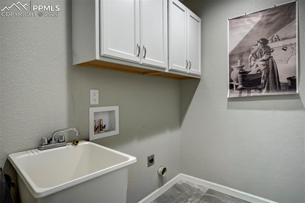 40 E Lyons Drive Pueblo CO 81007