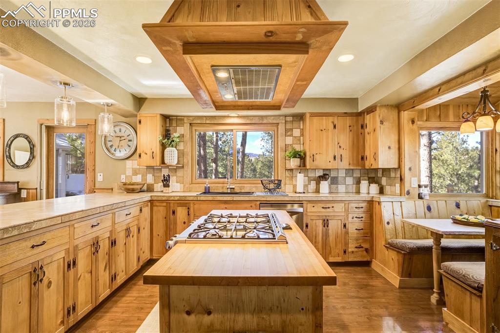 1260 Timber Valley Road Colorado Springs CO 80919