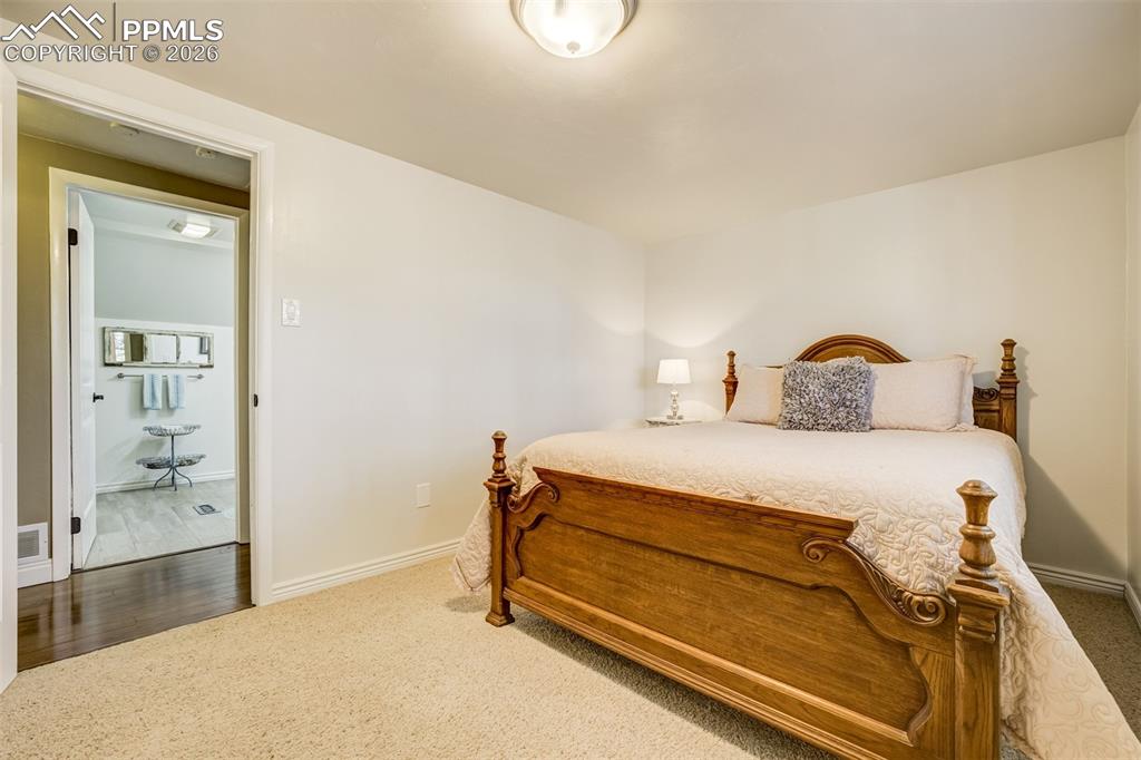1260 Timber Valley Road Colorado Springs CO 80919