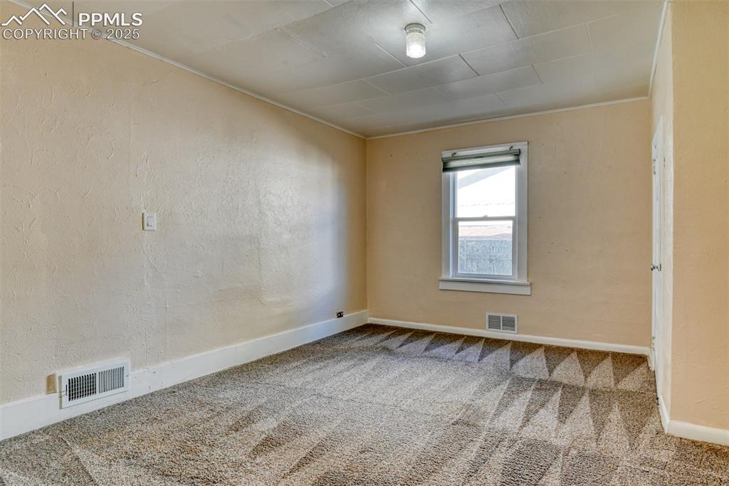27 Bonfoy Avenue Colorado Springs CO 80909