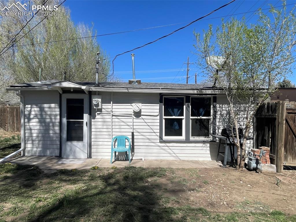 27 Bonfoy Avenue Colorado Springs CO 80909