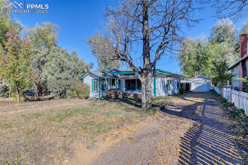 27 Bonfoy Avenue Colorado Springs CO 80909