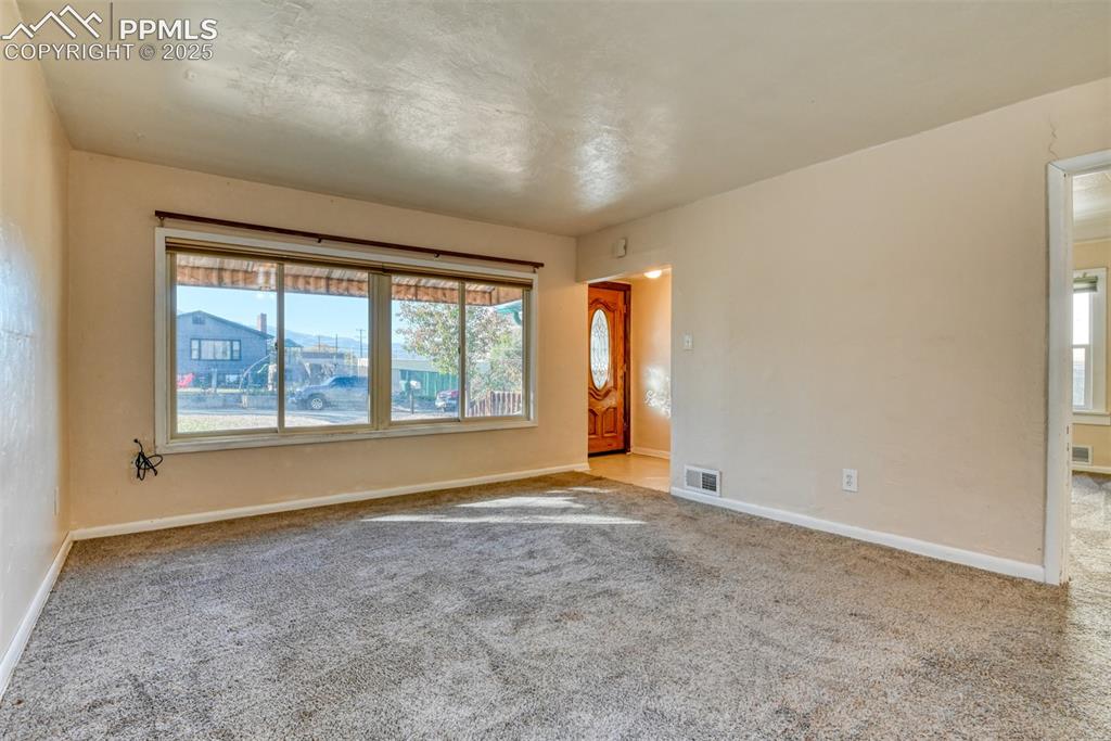 27 Bonfoy Avenue Colorado Springs CO 80909