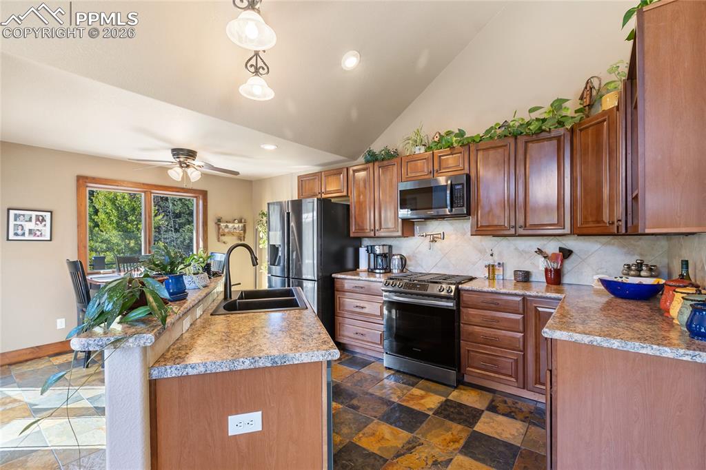 80 Feldspar Road Florissant CO 80816