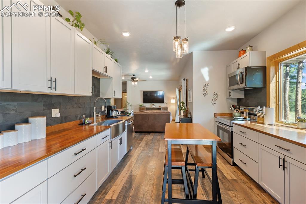 80 Feldspar Road Florissant CO 80816