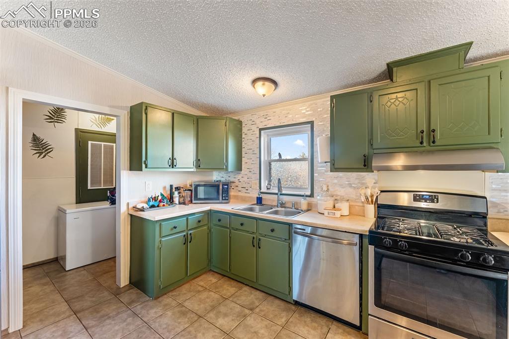 23750 Jayhawk Avenue Colorado Springs CO 80928
