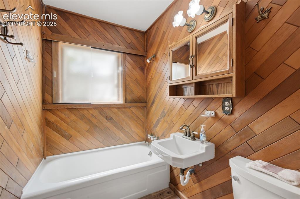 110 N Brentwood Drive Colorado Springs CO 80909