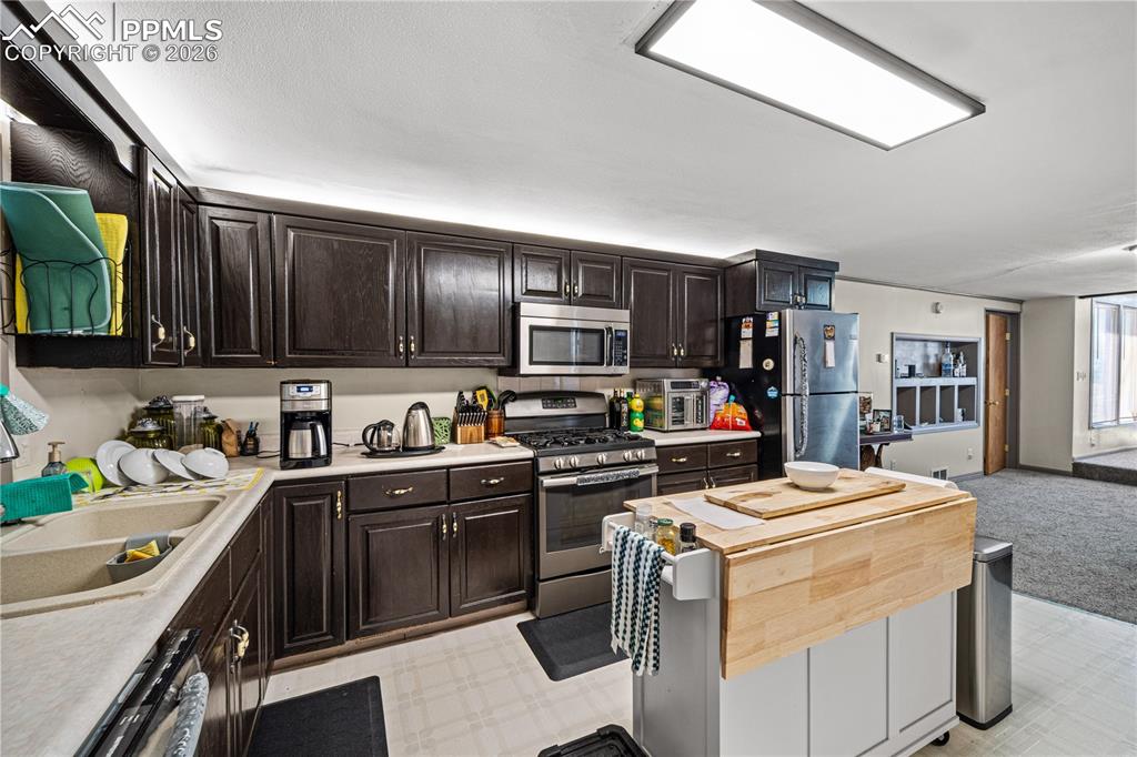 302 Meade Avenue Pueblo CO 81001