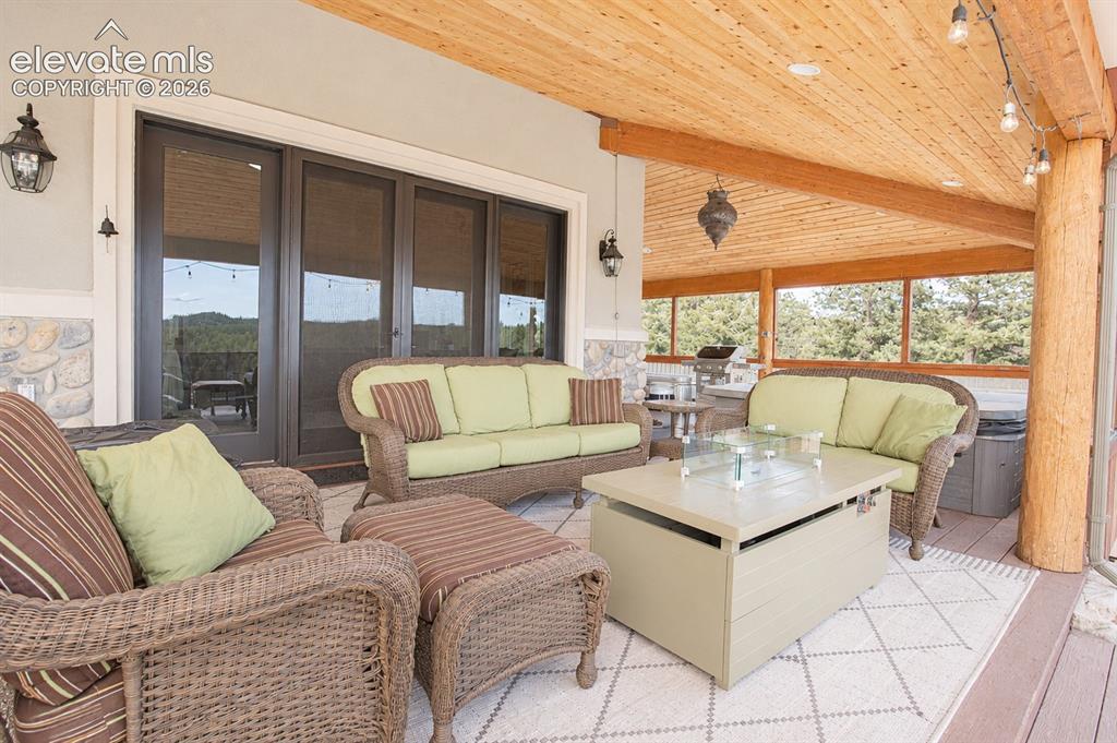 4687 W Highway 24 Florissant CO 80816