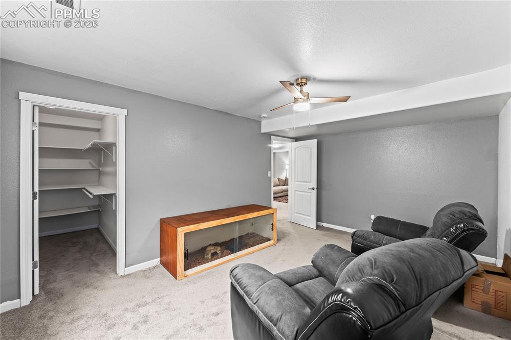 995 N Matt Drive Pueblo CO 81007