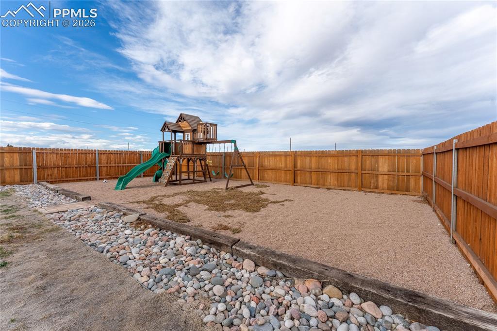 995 N Matt Drive Pueblo CO 81007
