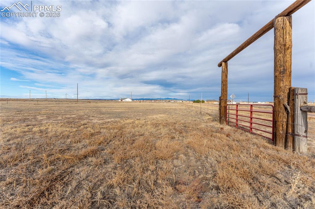 995 N Matt Drive Pueblo CO 81007