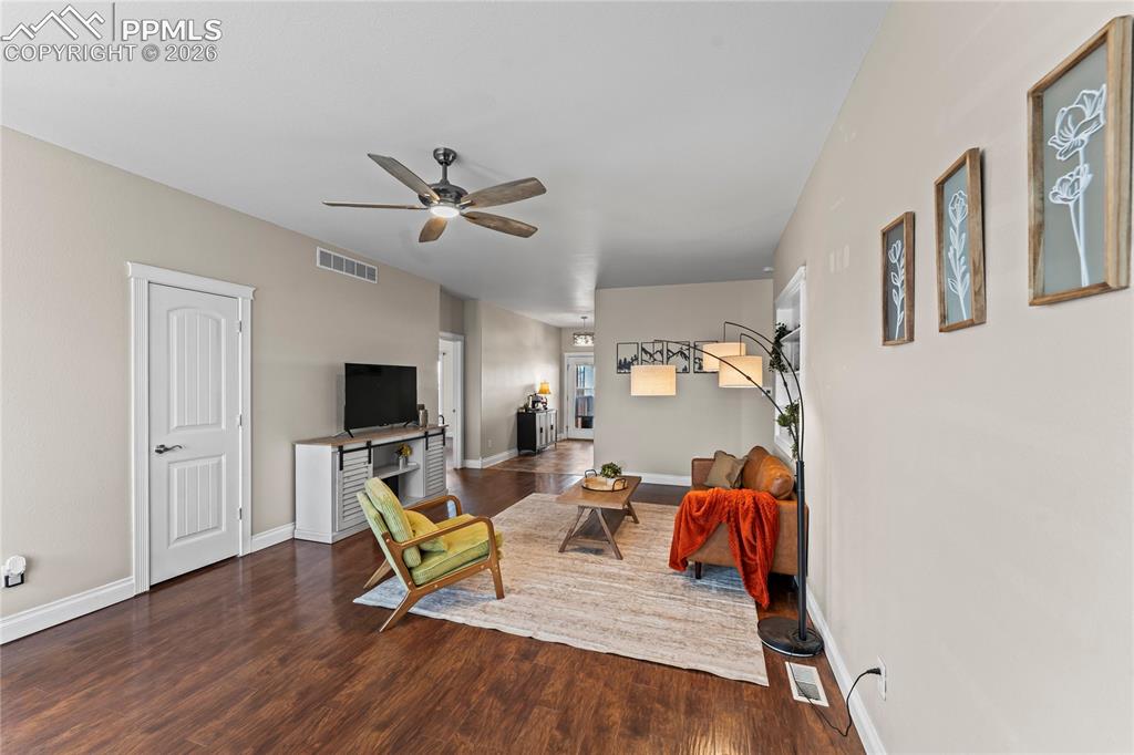 995 N Matt Drive Pueblo CO 81007