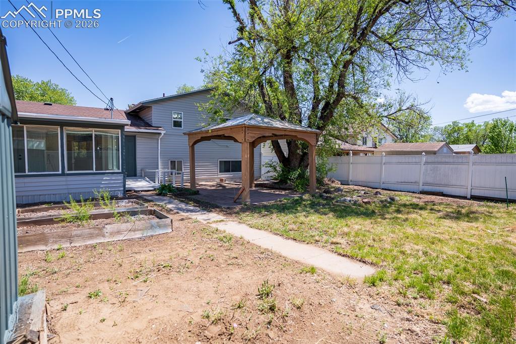 818 S Circle Drive Colorado Springs CO 80910