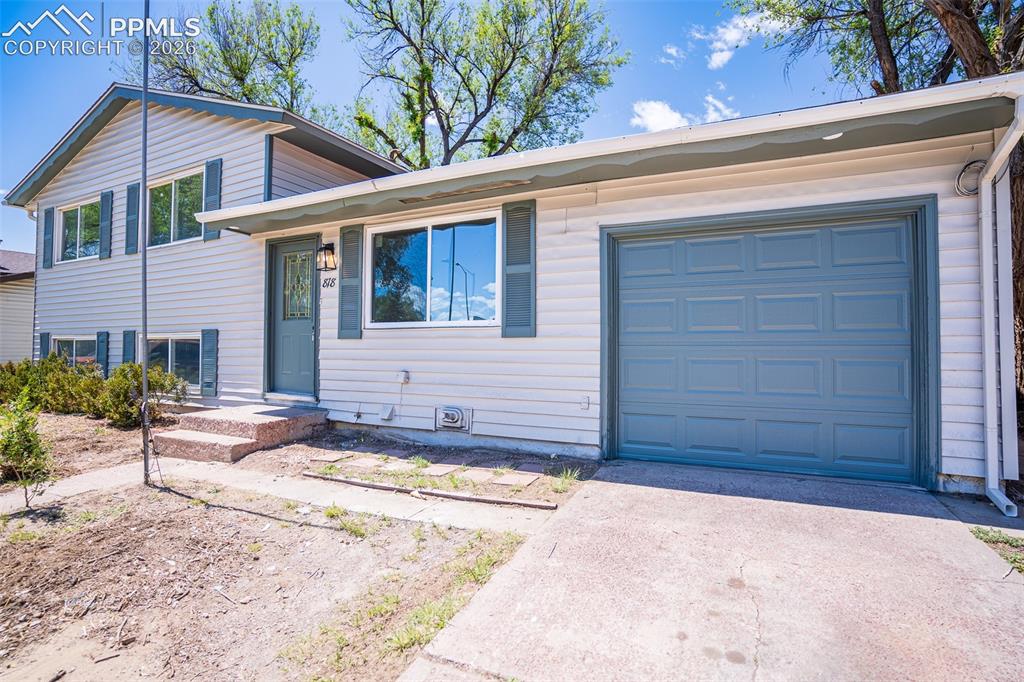 818 S Circle Drive Colorado Springs CO 80910