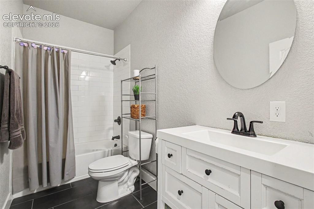 4720 Farmingdale Drive Colorado Springs CO 80918