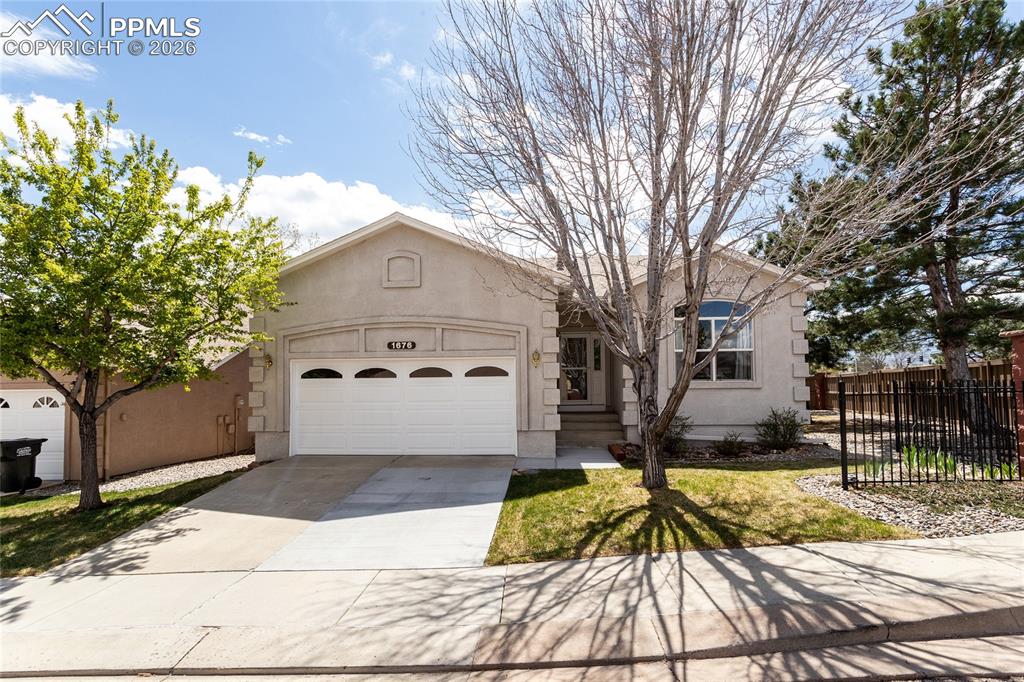 1676 Pinon Glen Circle Colorado Springs CO 80919