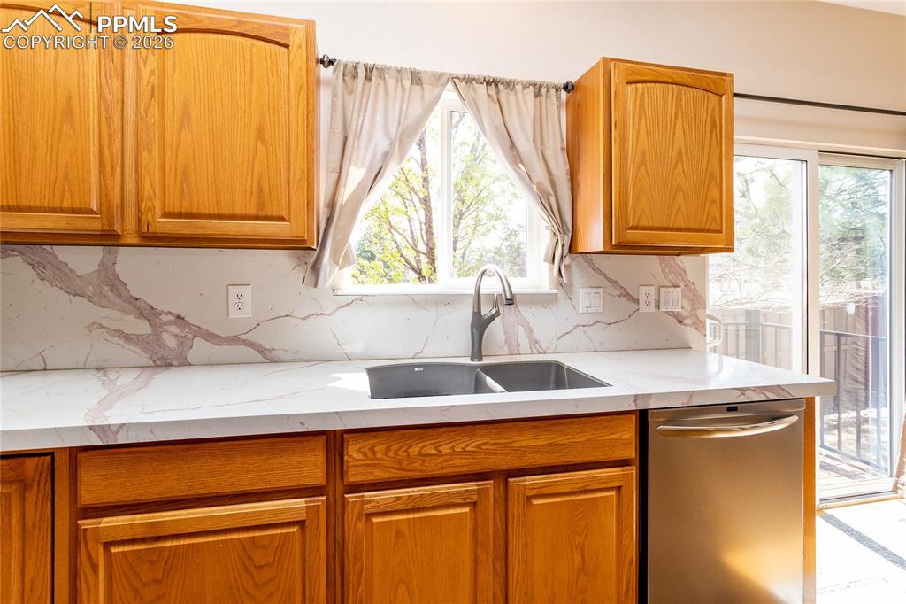 1676 Pinon Glen Circle Colorado Springs CO 80919