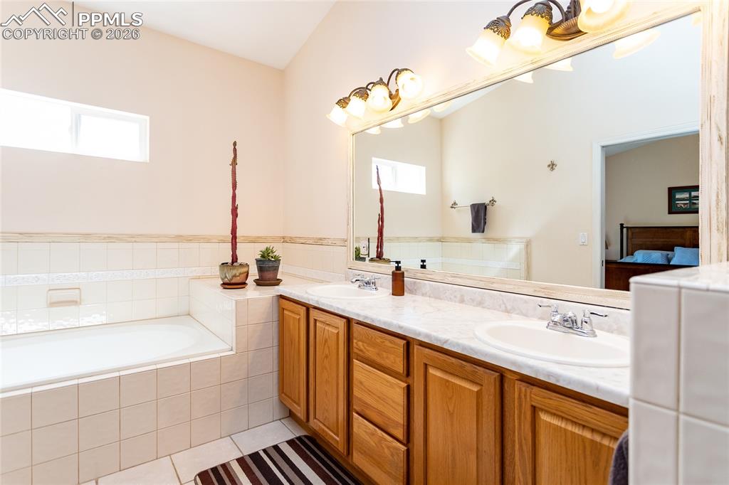1676 Pinon Glen Circle Colorado Springs CO 80919