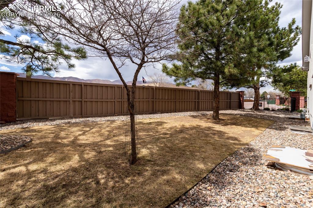 1676 Pinon Glen Circle Colorado Springs CO 80919