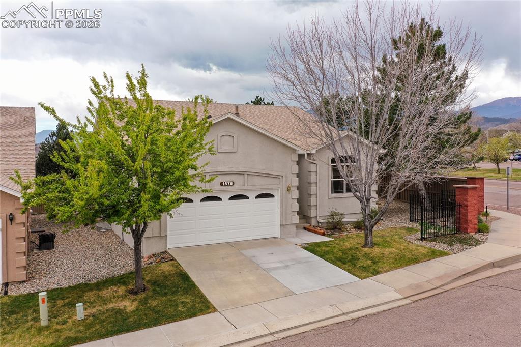 1676 Pinon Glen Circle Colorado Springs CO 80919