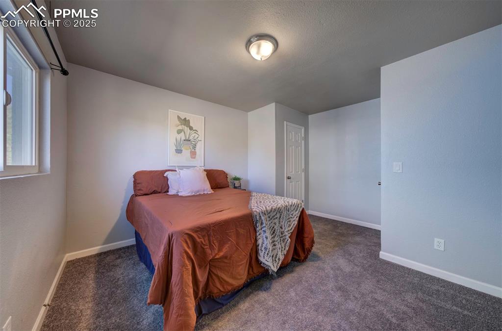 3378 Foxridge Drive Colorado Springs CO 80916