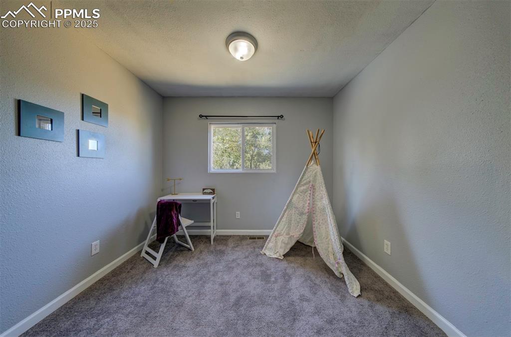 3378 Foxridge Drive Colorado Springs CO 80916