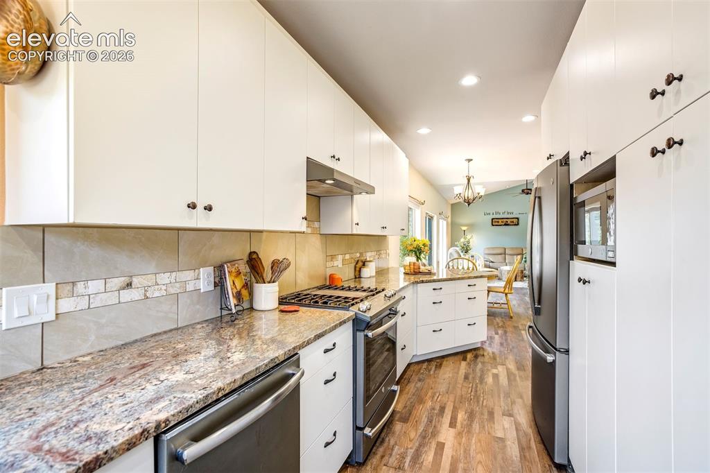 693 Black Mesa Circle Florissant CO 80816