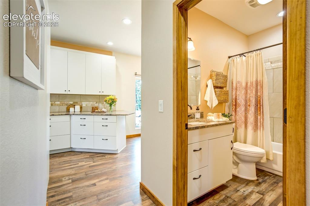 693 Black Mesa Circle Florissant CO 80816