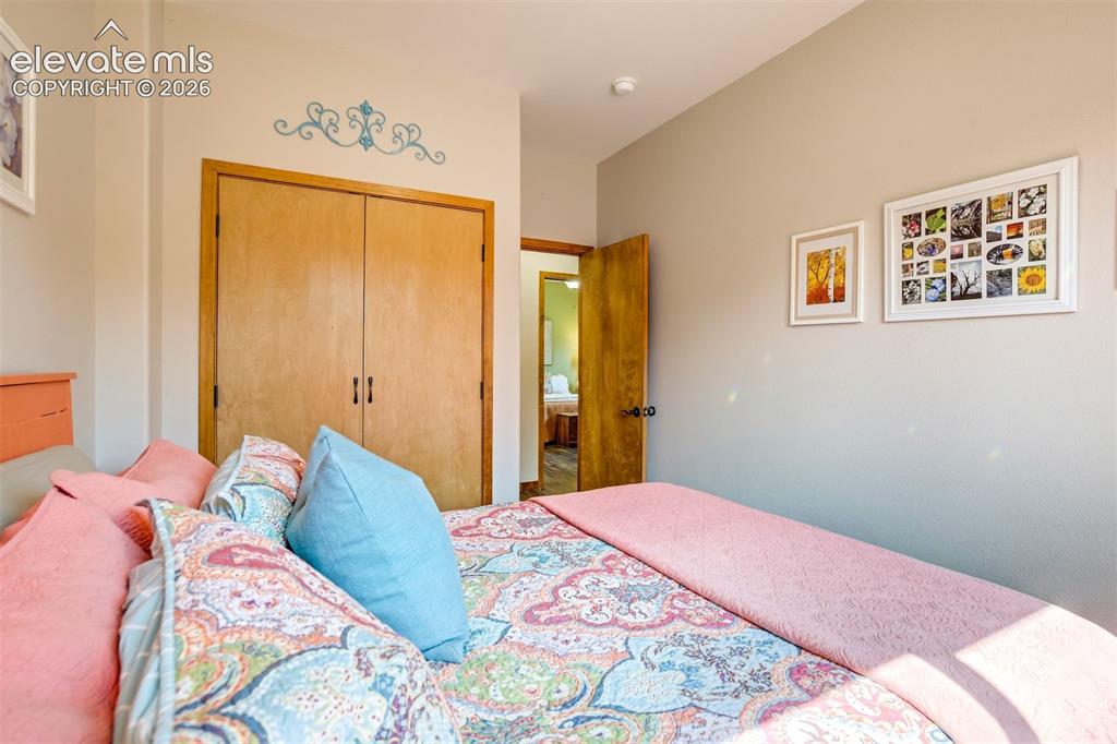 693 Black Mesa Circle Florissant CO 80816