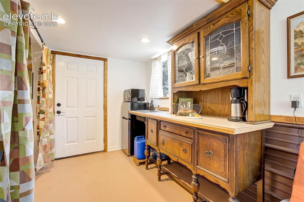 693 Black Mesa Circle Florissant CO 80816