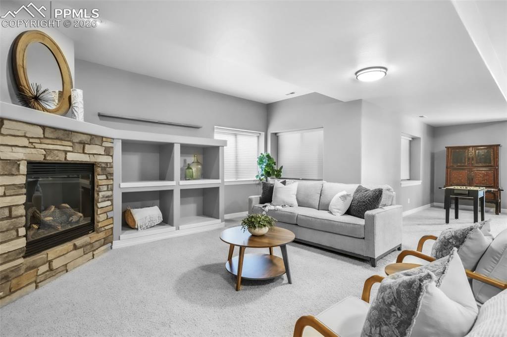 450 E Stirrup Trail Monument CO 80132