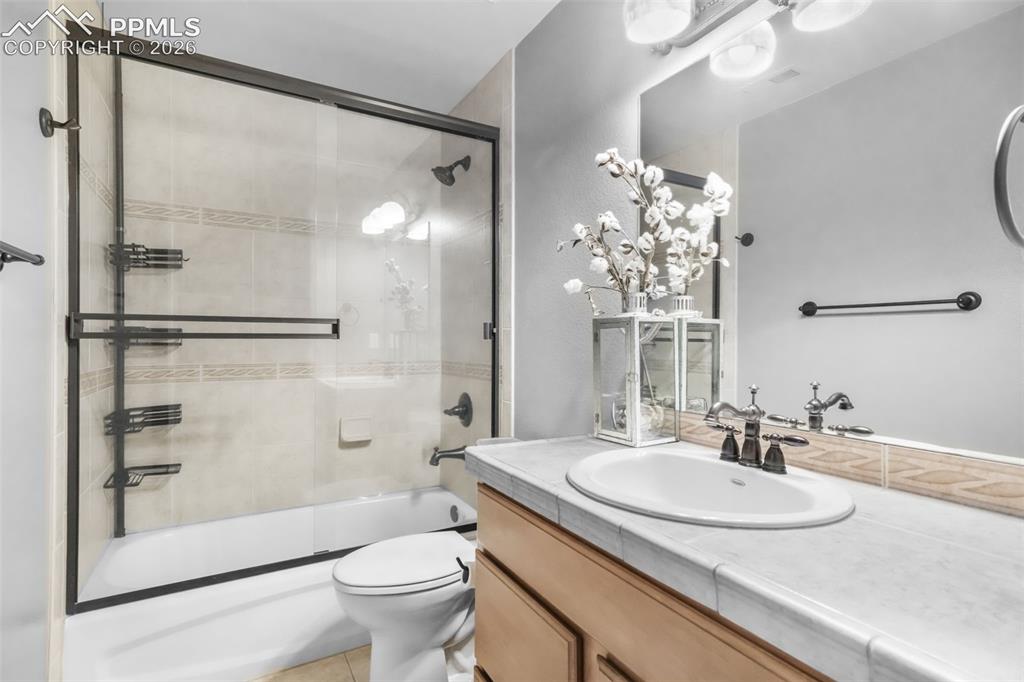 450 E Stirrup Trail Monument CO 80132