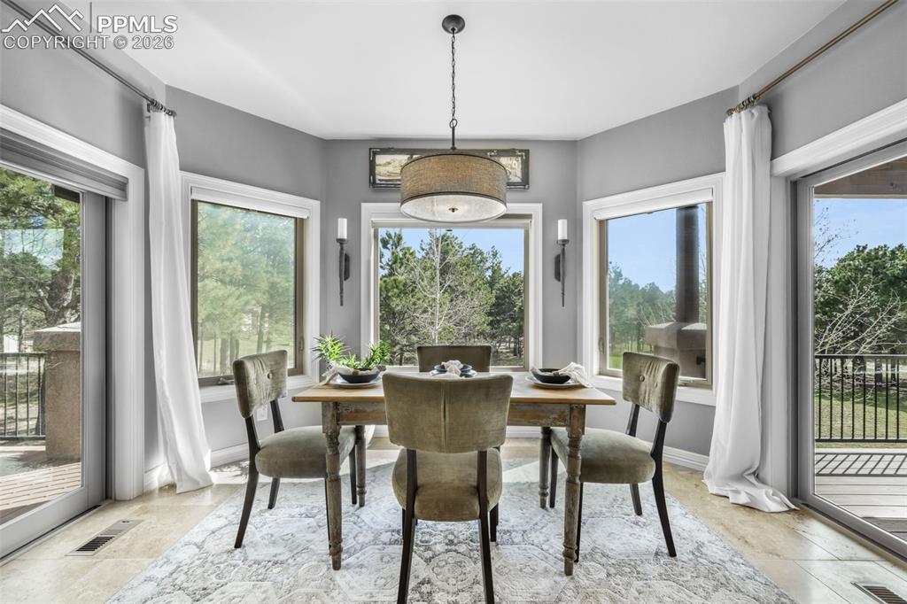 450 E Stirrup Trail Monument CO 80132
