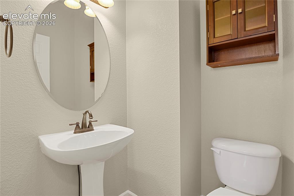6651 Big Leaf Lane Colorado Springs CO 80927