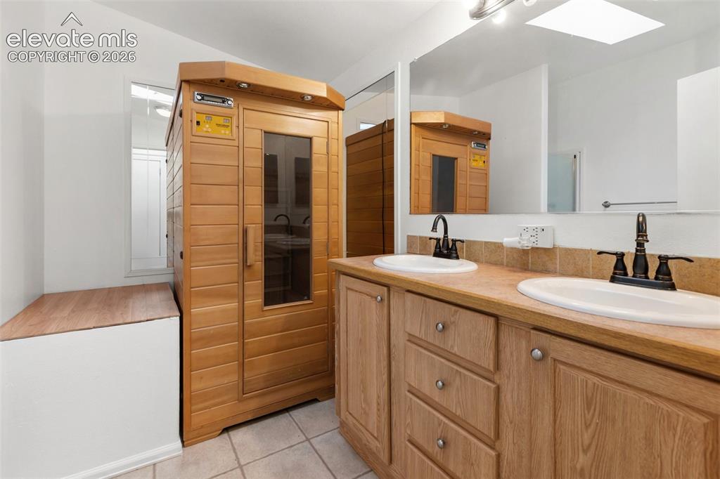 46 Kingston Circle Florissant CO 80816