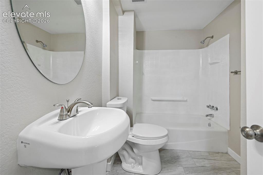838 Sequoia Drive Colorado Springs CO 80910