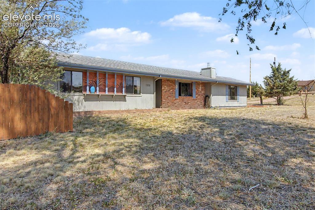 1335 Apple Lane Penrose CO 81240
