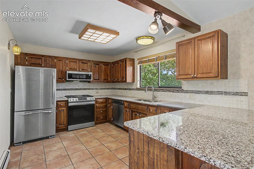 1335 Apple Lane Penrose CO 81240