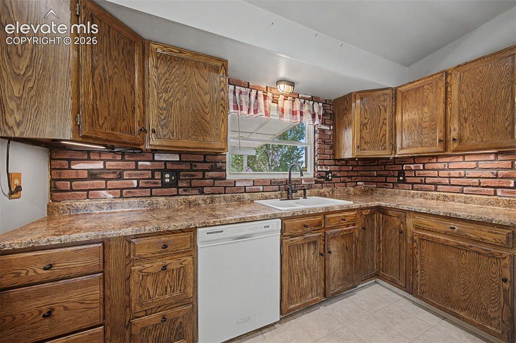 5555 Lantana Drive Colorado Springs CO 80915