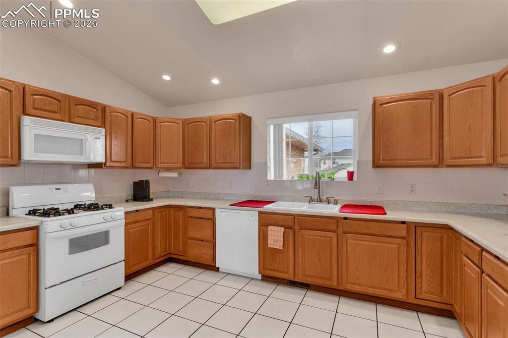 8 Pasadena Drive Pueblo CO 81005