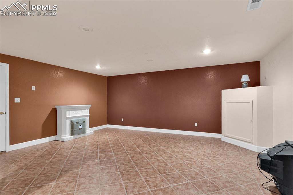 8 Pasadena Drive Pueblo CO 81005