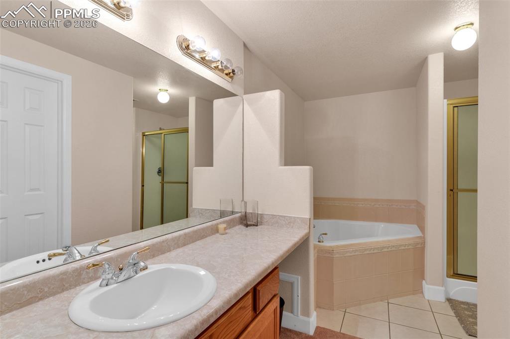 8 Pasadena Drive Pueblo CO 81005