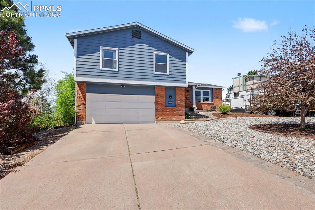 2568 Legend Drive Colorado Springs CO 80920